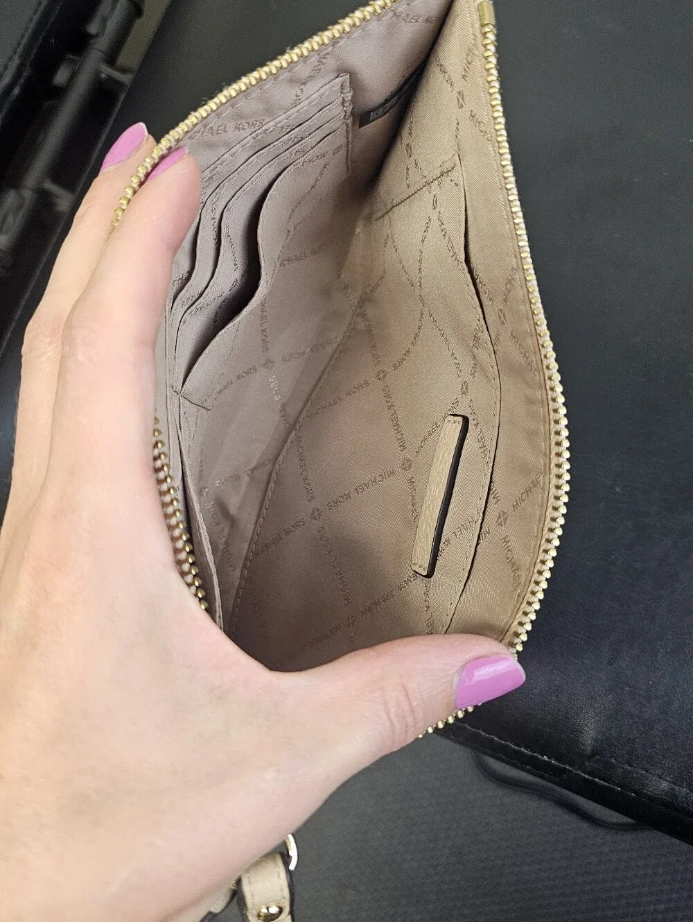 Michael Kors Jet Set Travel Large Continental Pebbled Leather Wristlet Wallet